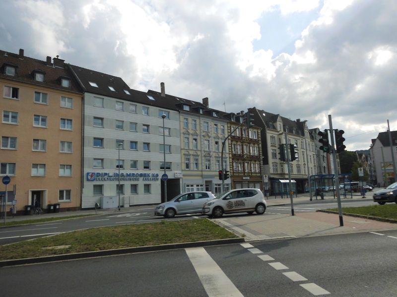PREISNACHLASS  WEGEN AUSLANDSUMZUG!!! Wohn- und Geschäftshaus mit 19 Einheiten nähe Hagen Hbf